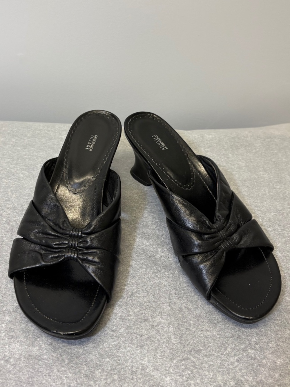 Y2K Greenwich Village Black Leather Mules, Ruched Knot Strappy Wedge Sandals 9M